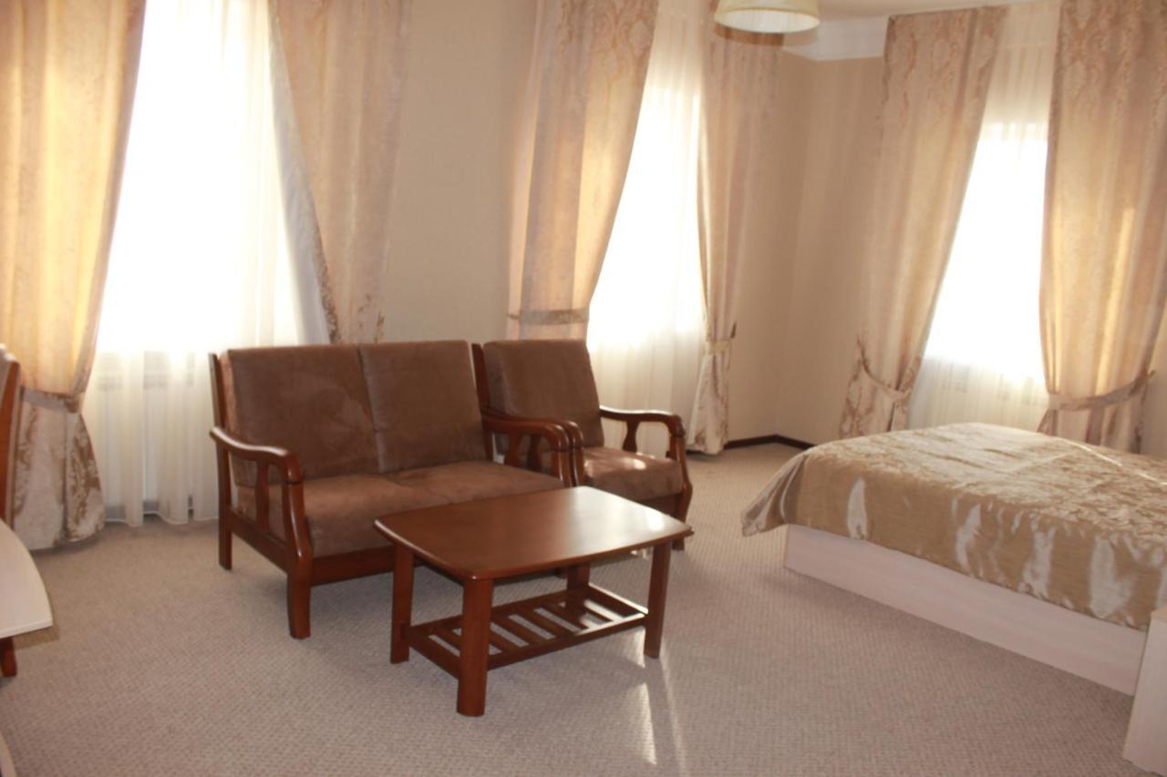 Hotel Laeti-Zhaiyk Atyraū Rum bild