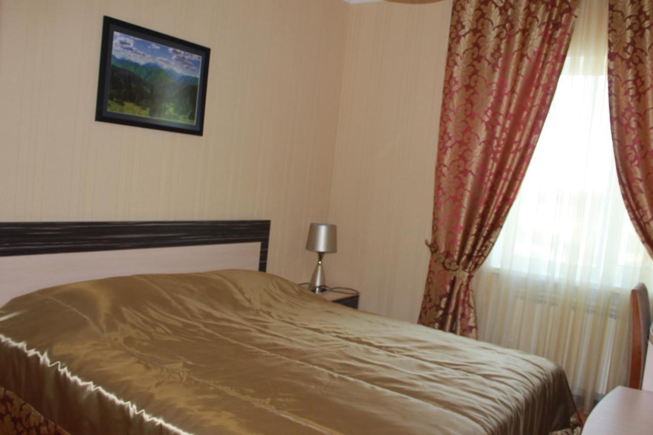 Hotel Laeti-Zhaiyk Atyraū Rum bild